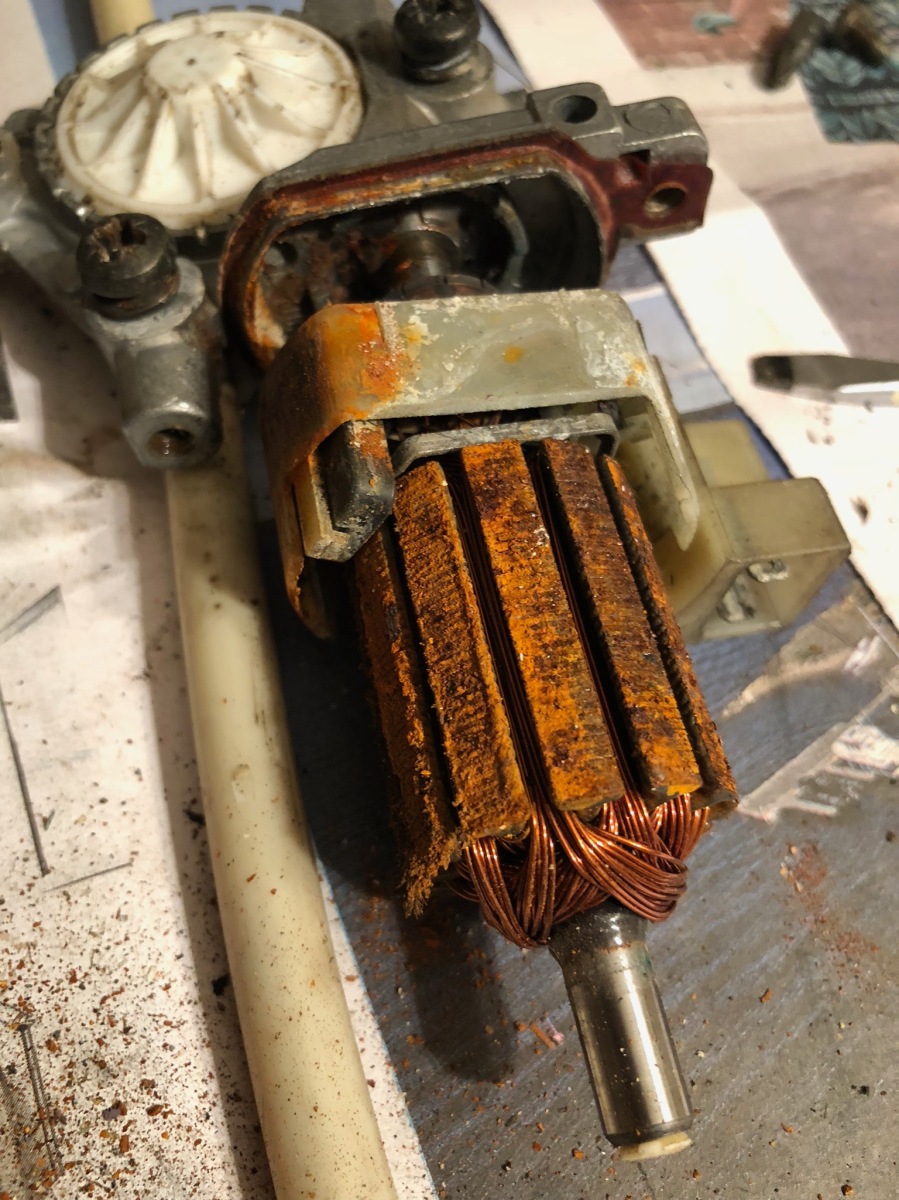rusty motor coil